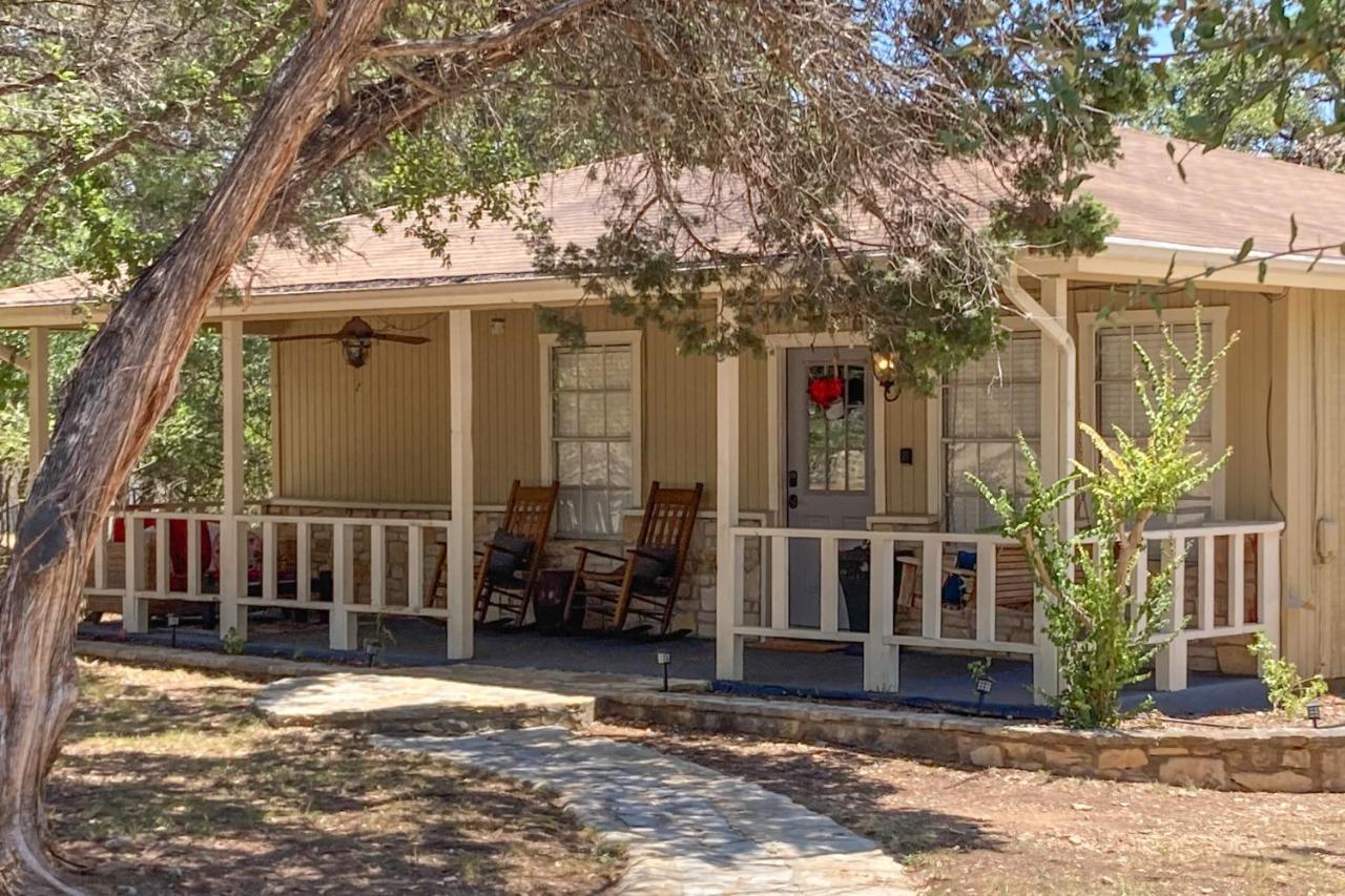 Meadow Creek Cottage Wimberley Dış mekan fotoğraf